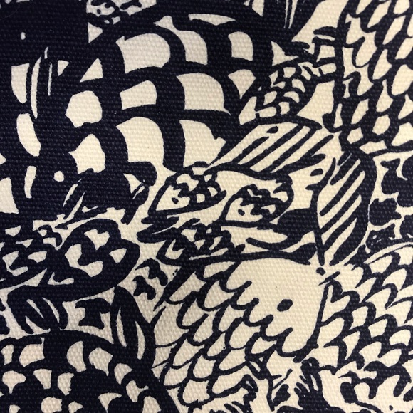 Lilly Pulitzer Navy Clutch - Picture 2 of 7